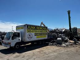 Best Commercial Junk Removal  in Highland, AR